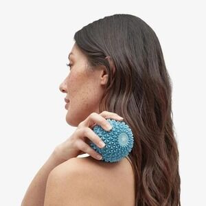 L*Space Active Blue Massage Therapy Ball Spiky Textured Muscle Roller New in Box